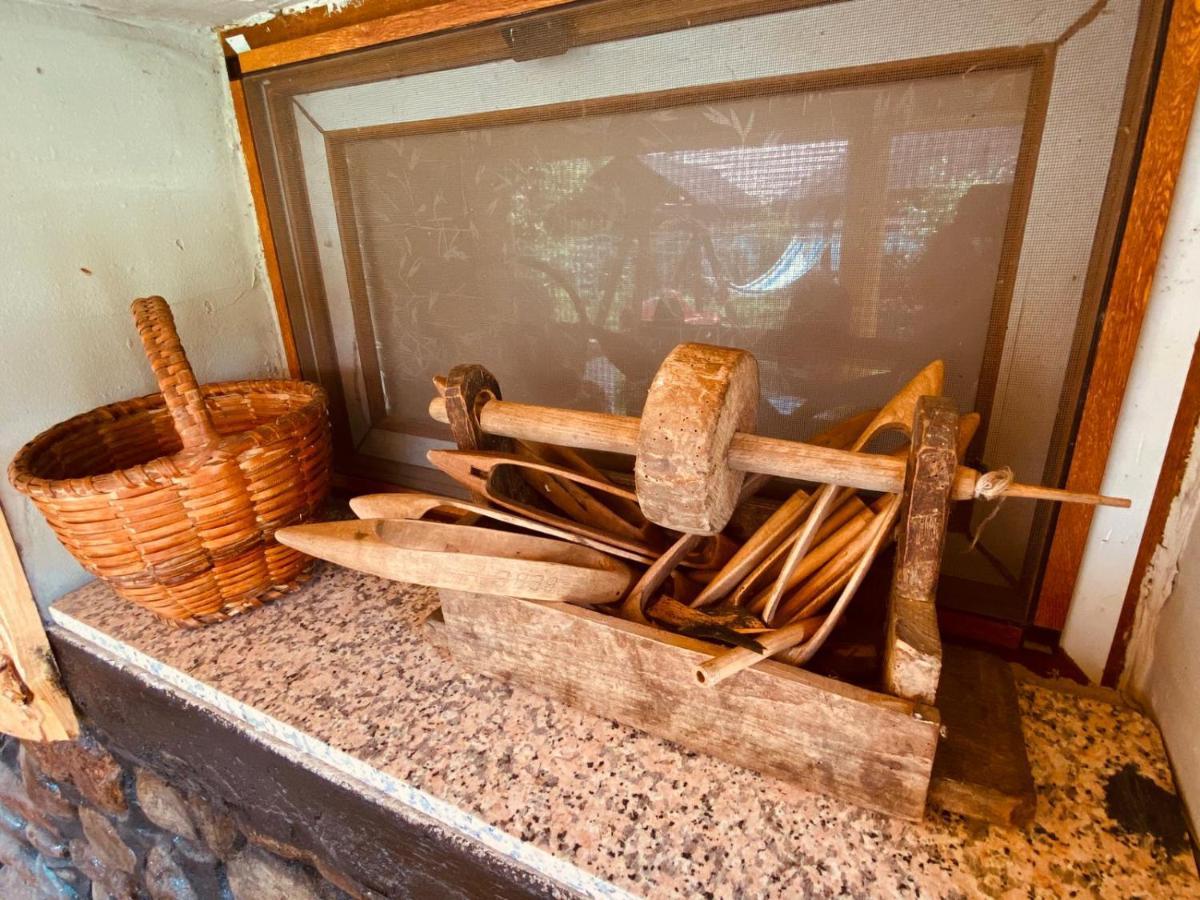 Casa De Vacanta Motata Novaci-Straini Luaran gambar